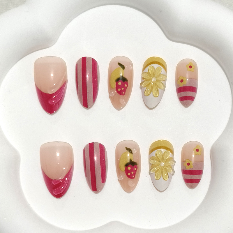10개입 달콤하고 귀여운 하트 모양 프린트 짧은 아몬드 - Nail Art Y2K 리뷰 및 가격